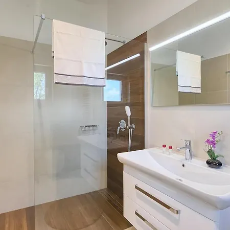 Lucas Сasa de vacaciones